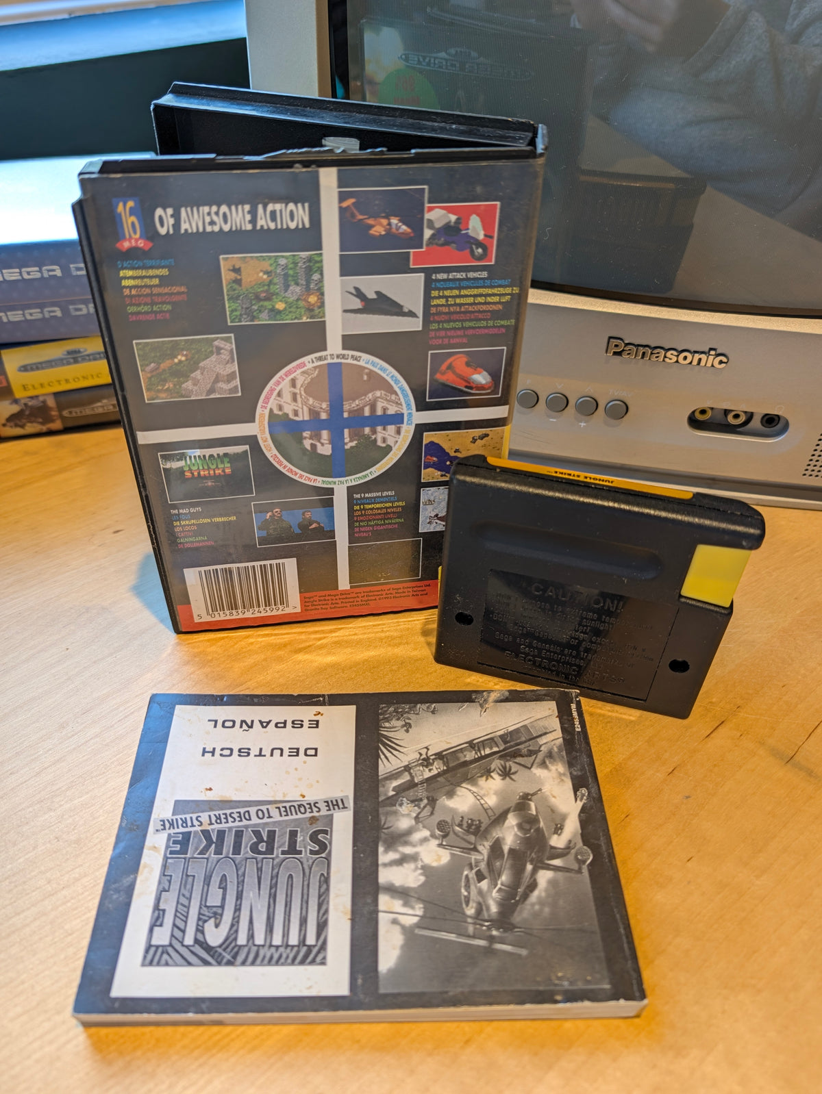 Jungle Strike - Sega Mega Drive - PAL - Boxed with Manual