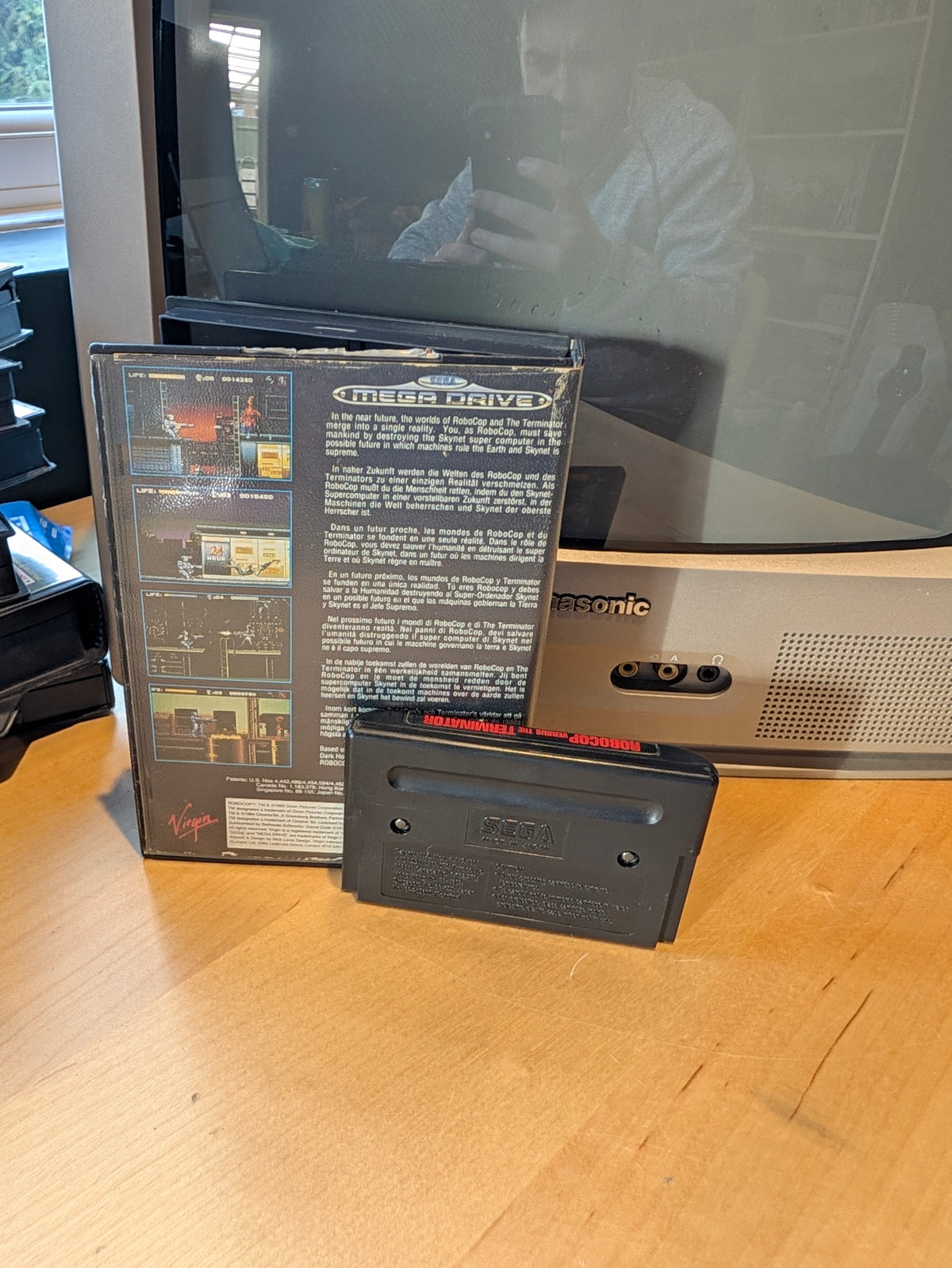 RoboCop Versus The Terminator - Sega Mega Drive - PAL - Boxed, No Manual