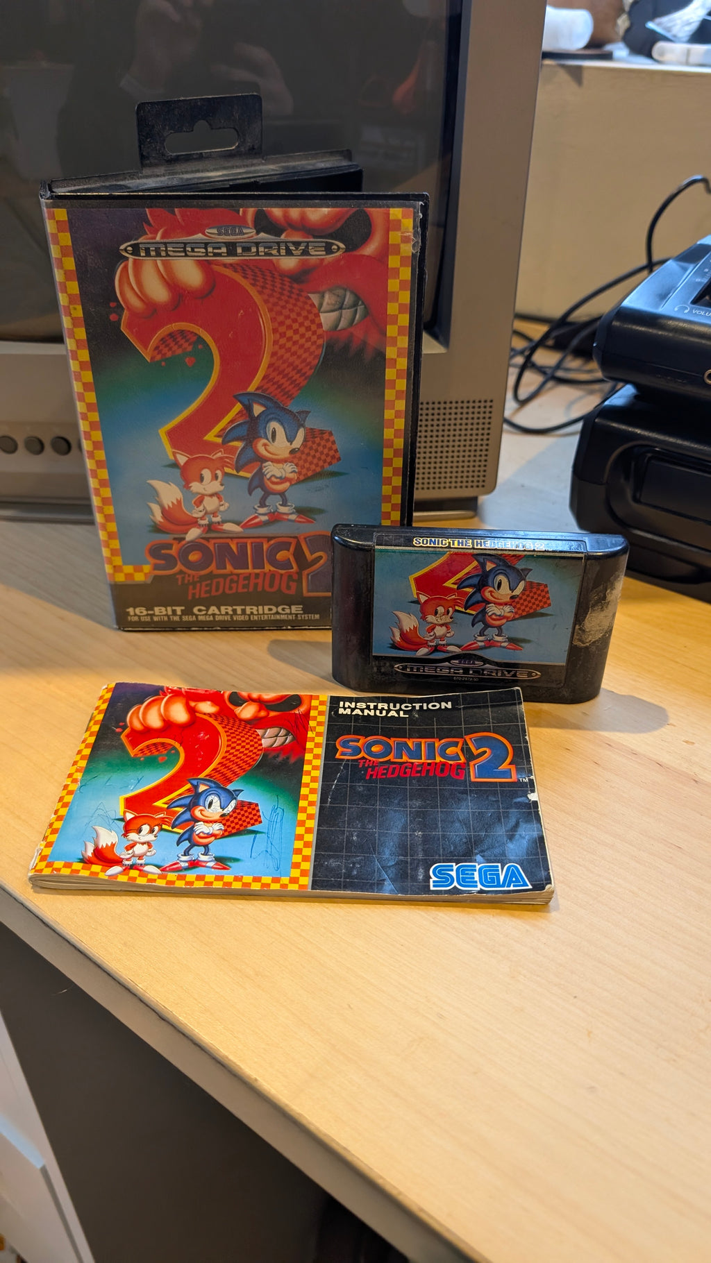 Sonic the Hedgehog 2 - Sega Mega Drive - Complete In Box (CIB) - Tested