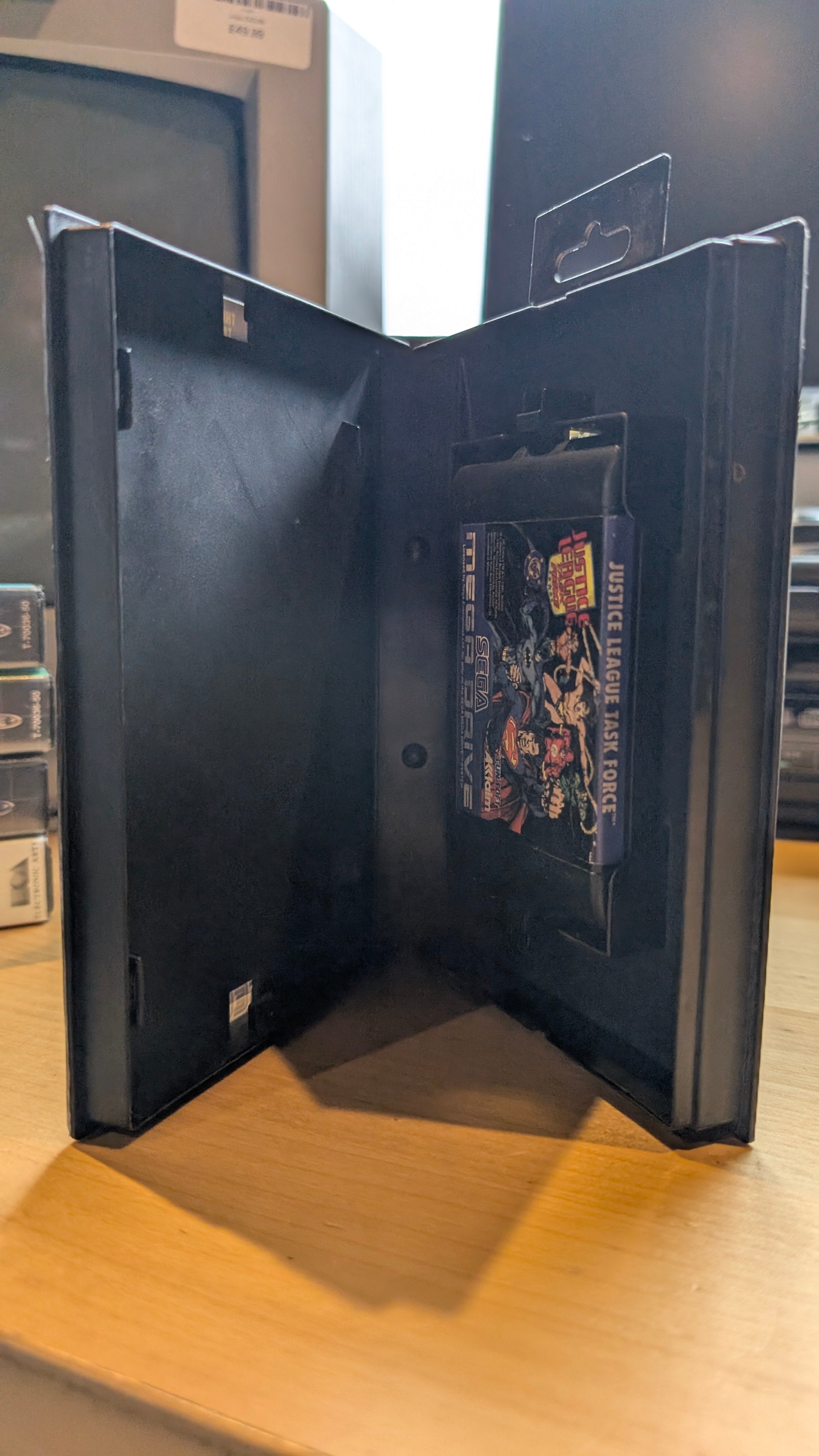 Justice League Task Force Sega Mega Drive - Boxed No Manual - Tested & Working
