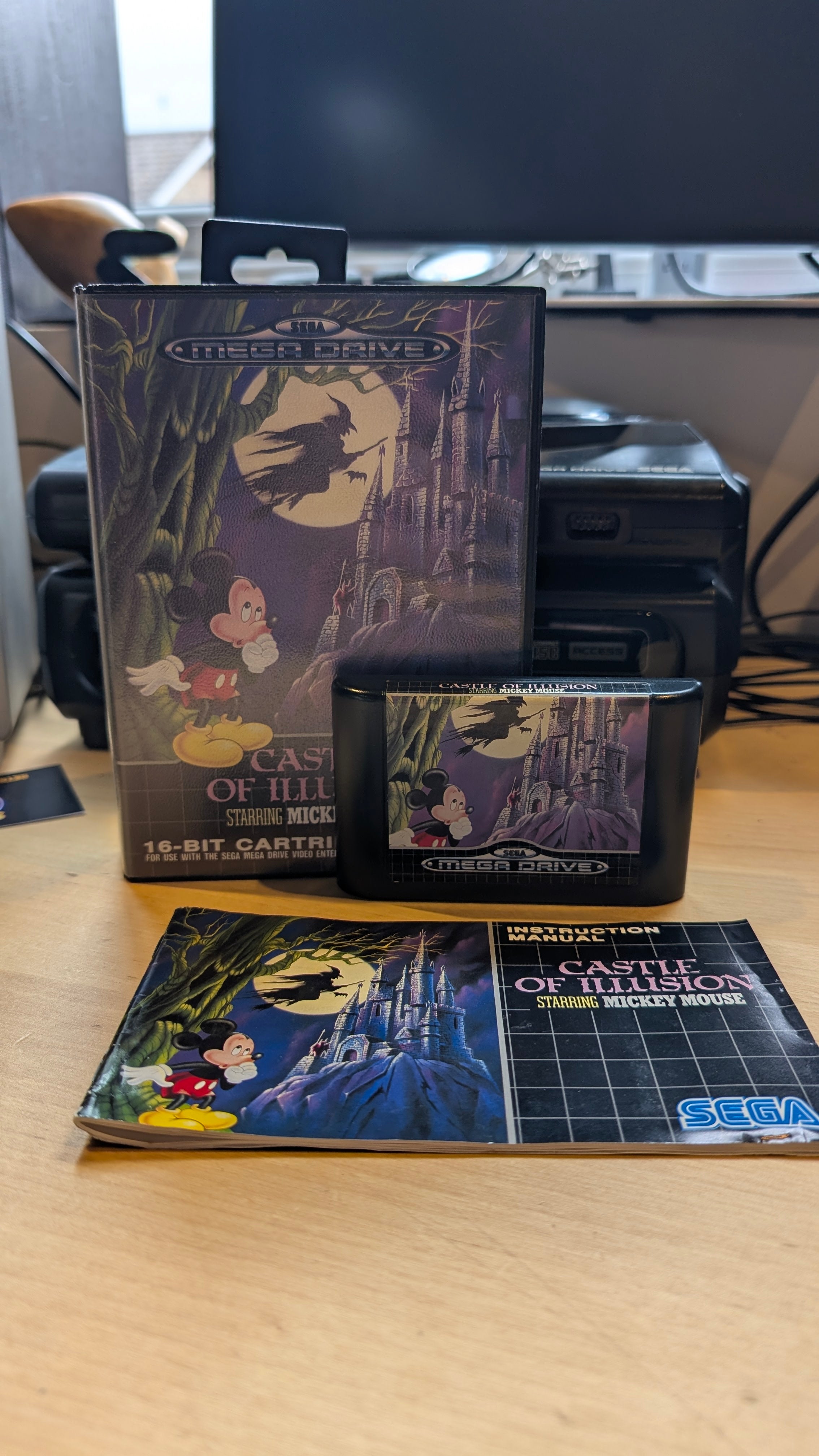 Castle of Illusion Starring Mickey Mouse Sega Mega Drive - CIB - VGC - Tested &