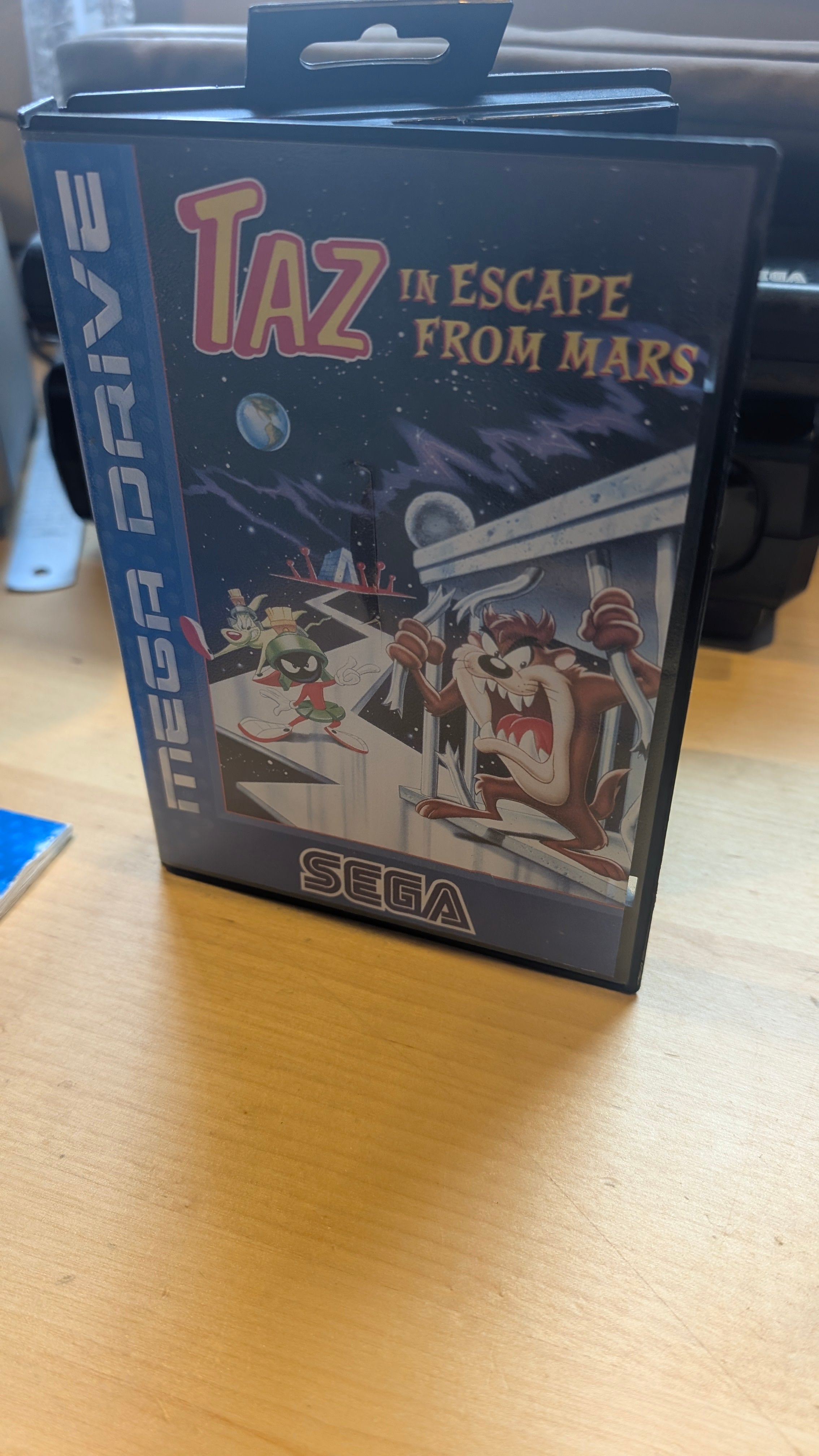 Taz In Escape From Mars - Sega Mega Drive - CIB - Tested & Working