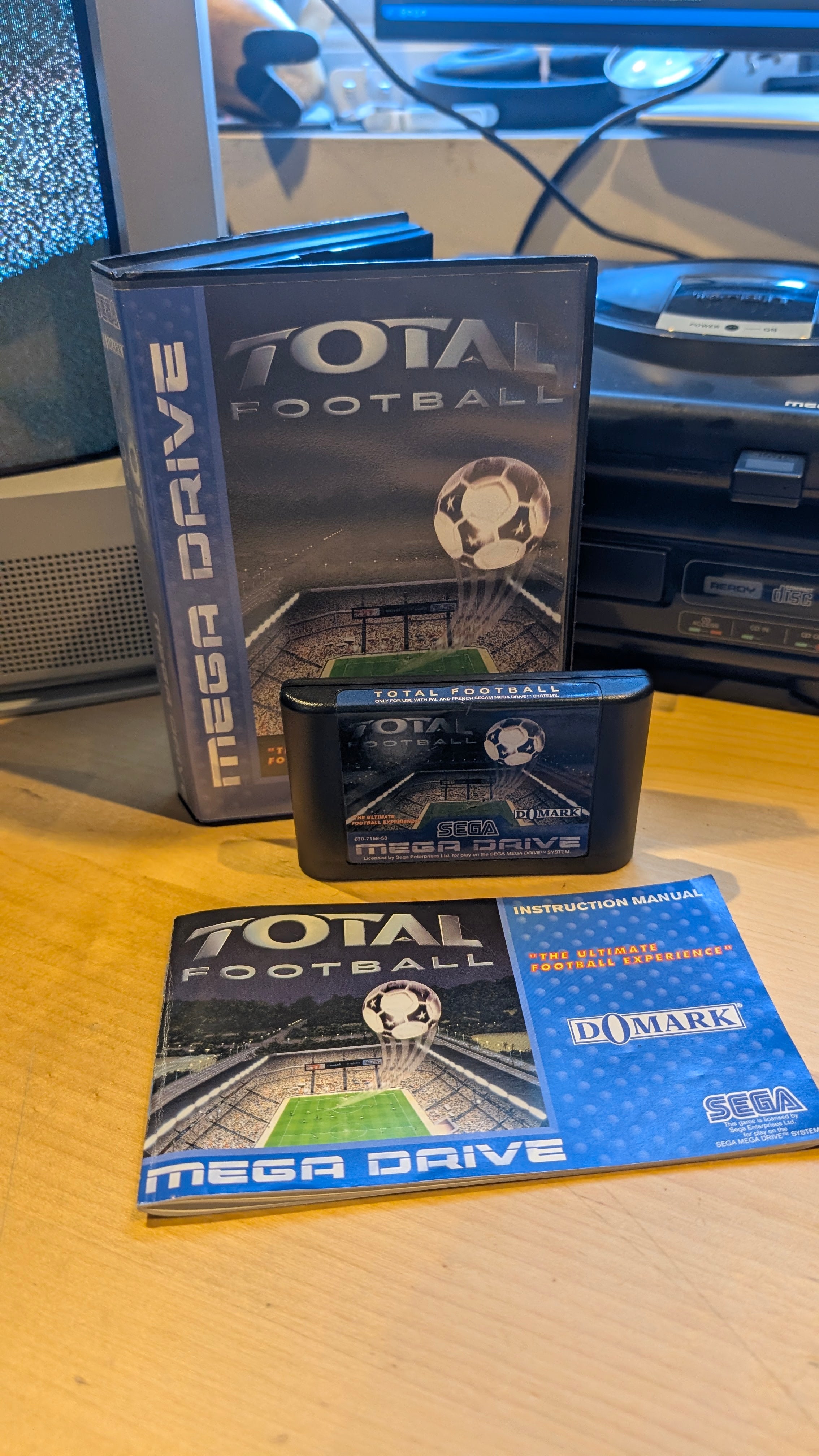 Total Football - Sega Mega Drive - CIB - Tested & Working