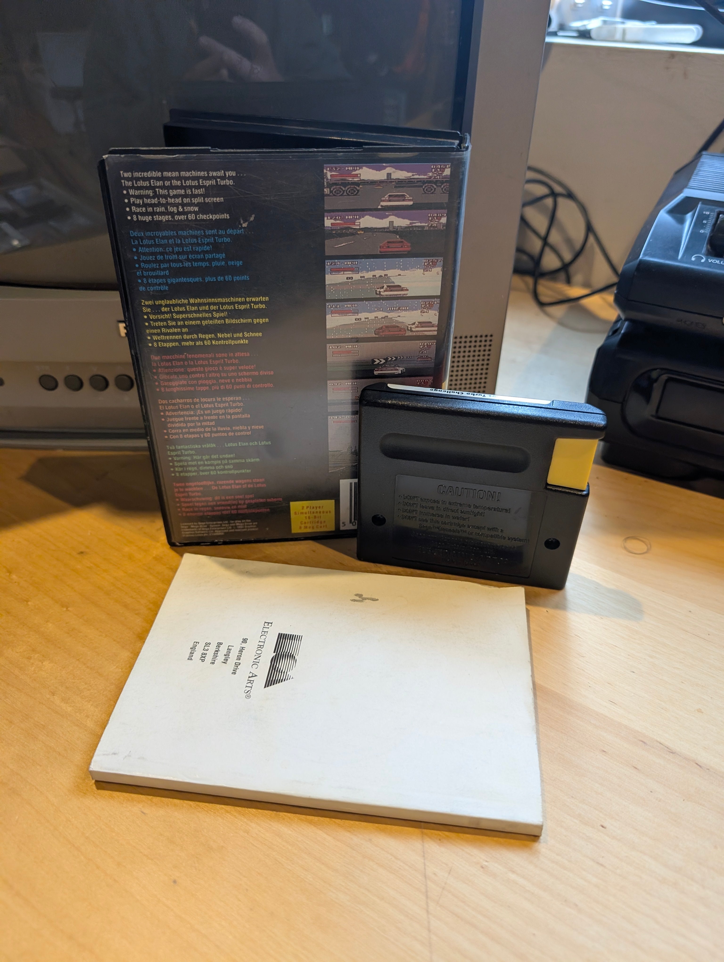 Lotus Turbo Challenge_1 - Sega Mega Drive - CIB - Tested & Working