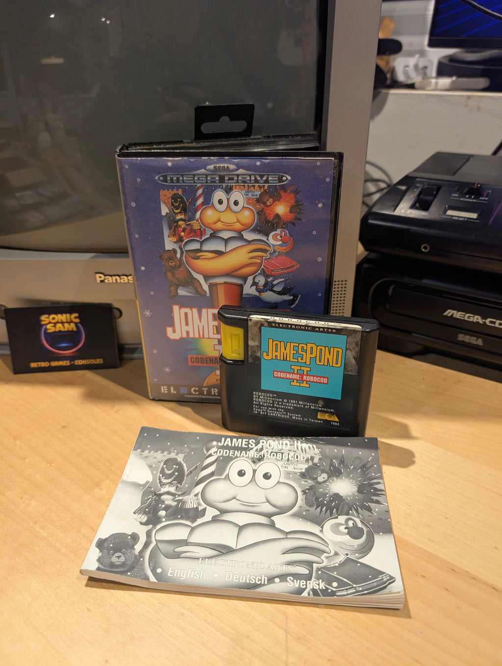 James Pond 2- Sega Mega Drive - CIB - Tested & Working