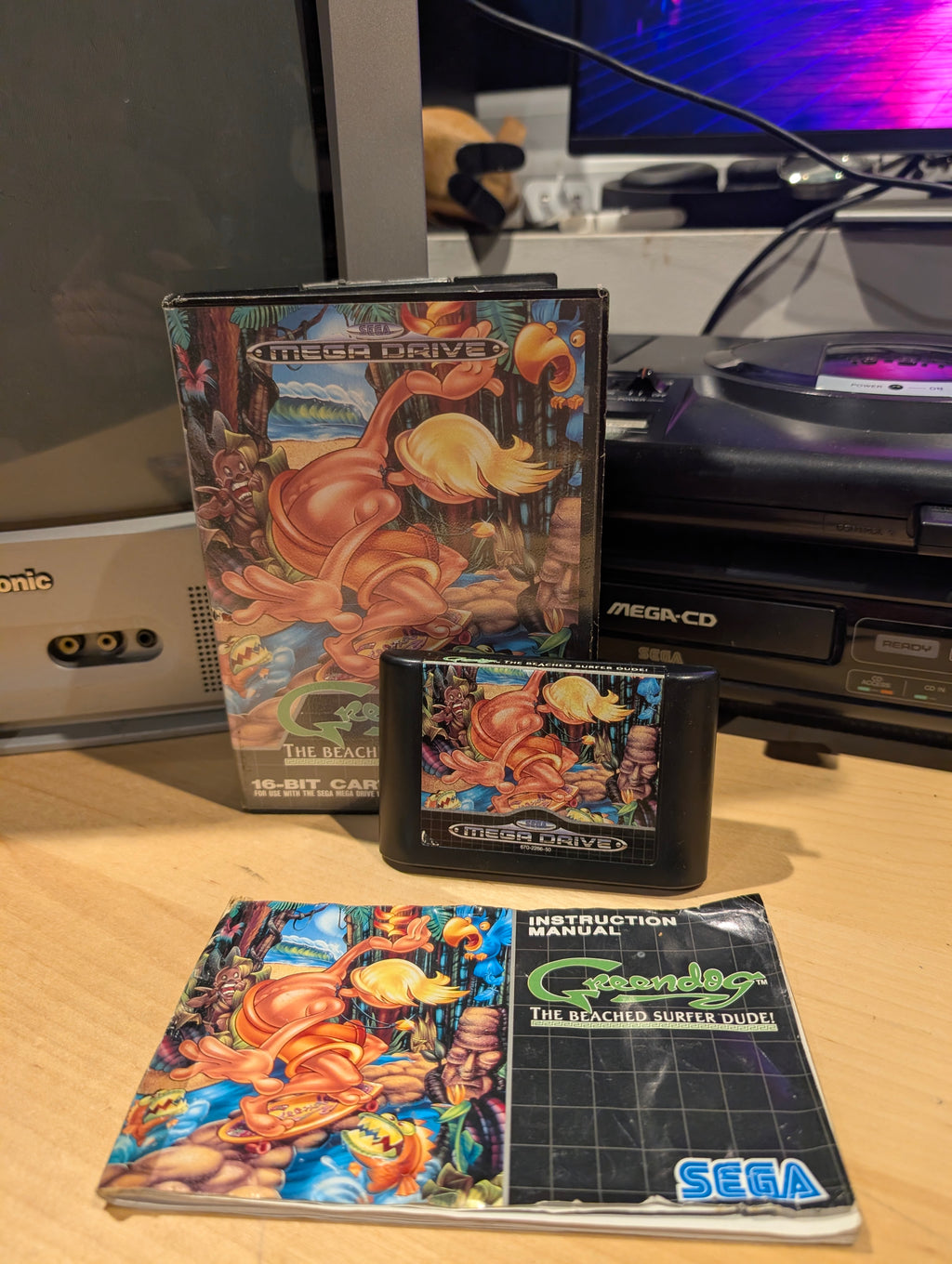 Greendog: The Beached Surfer Dude! - Sega Mega Drive - CIB - Tested & Working