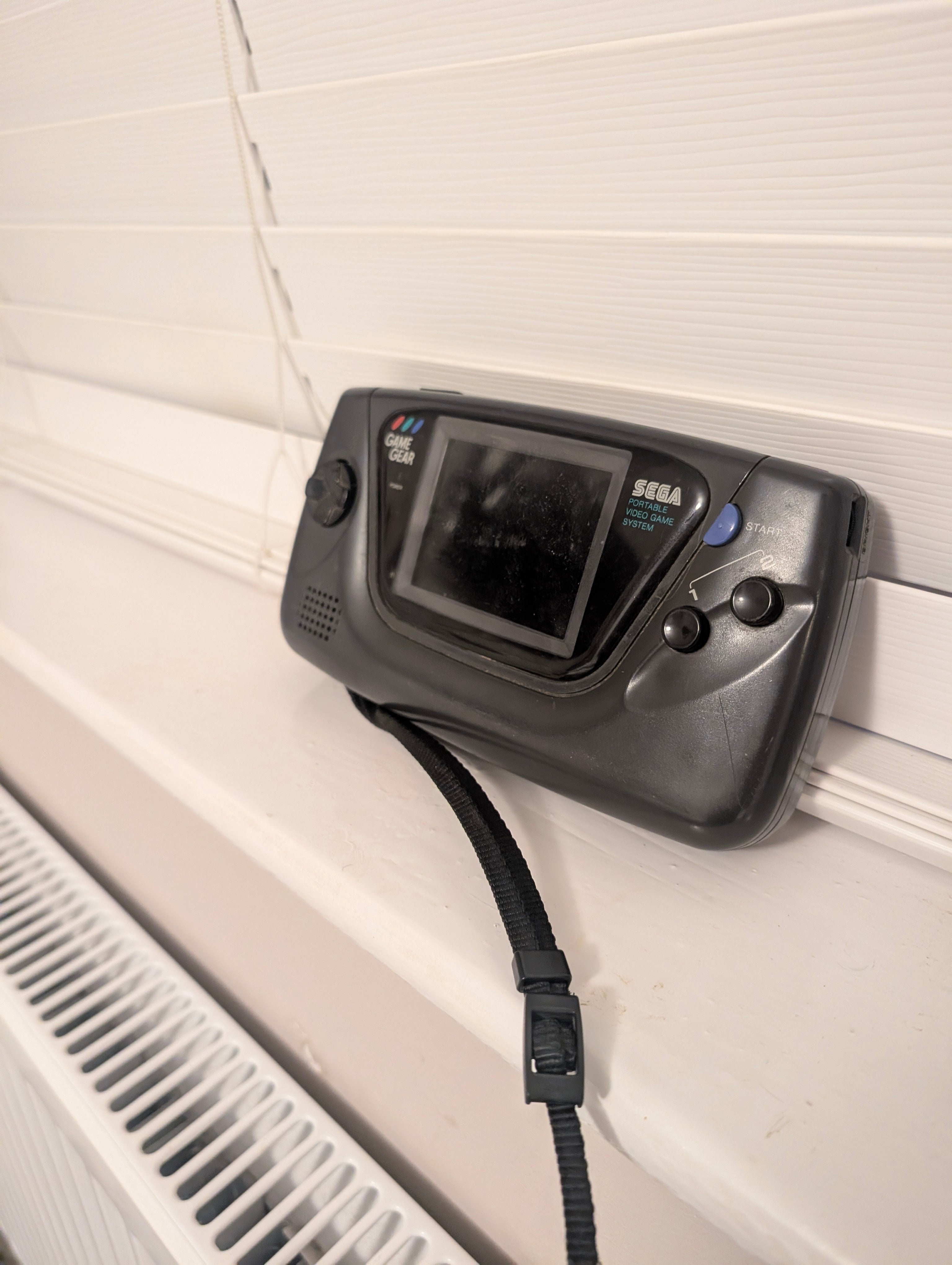 Sega Game Gear Console - Broke - Spares & Repairs