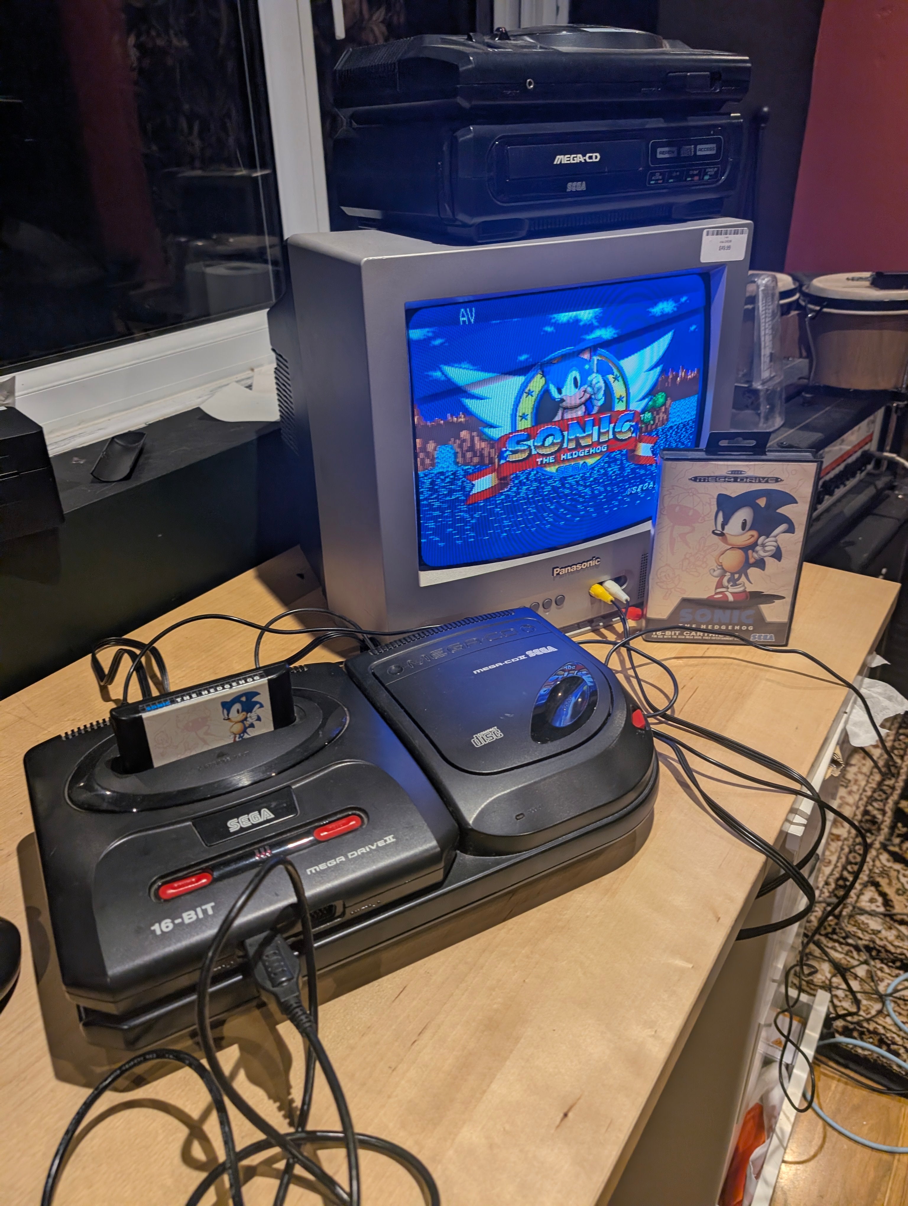 Sega Mega Drive 2  + Boxed Mega CD 2 Bundle - 2 Controllers - Tested & Working