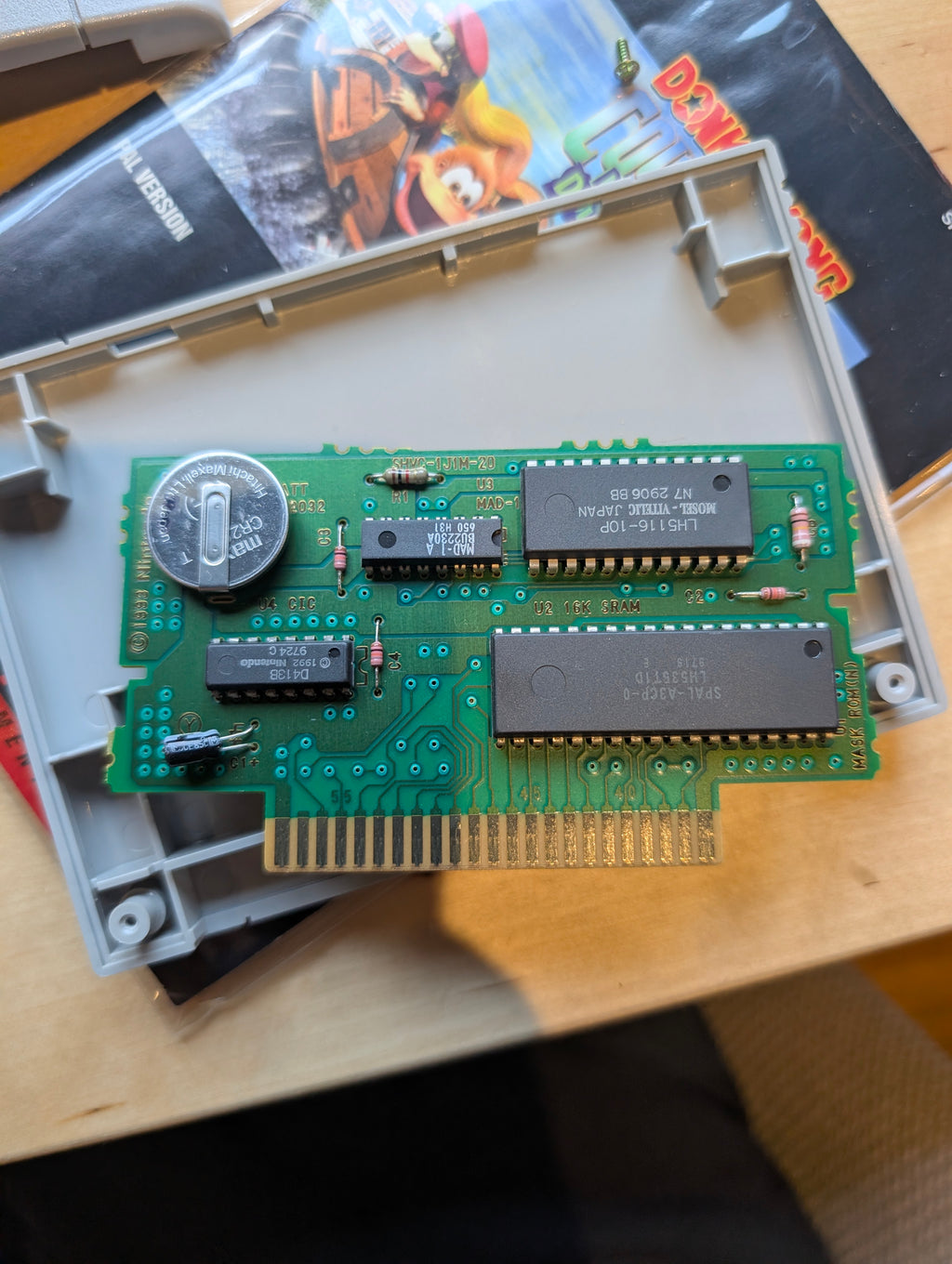 Donkey Kong Country 3 - Dixie Kong's Double Trouble - Super Nintendo - CIB - Near Mint
