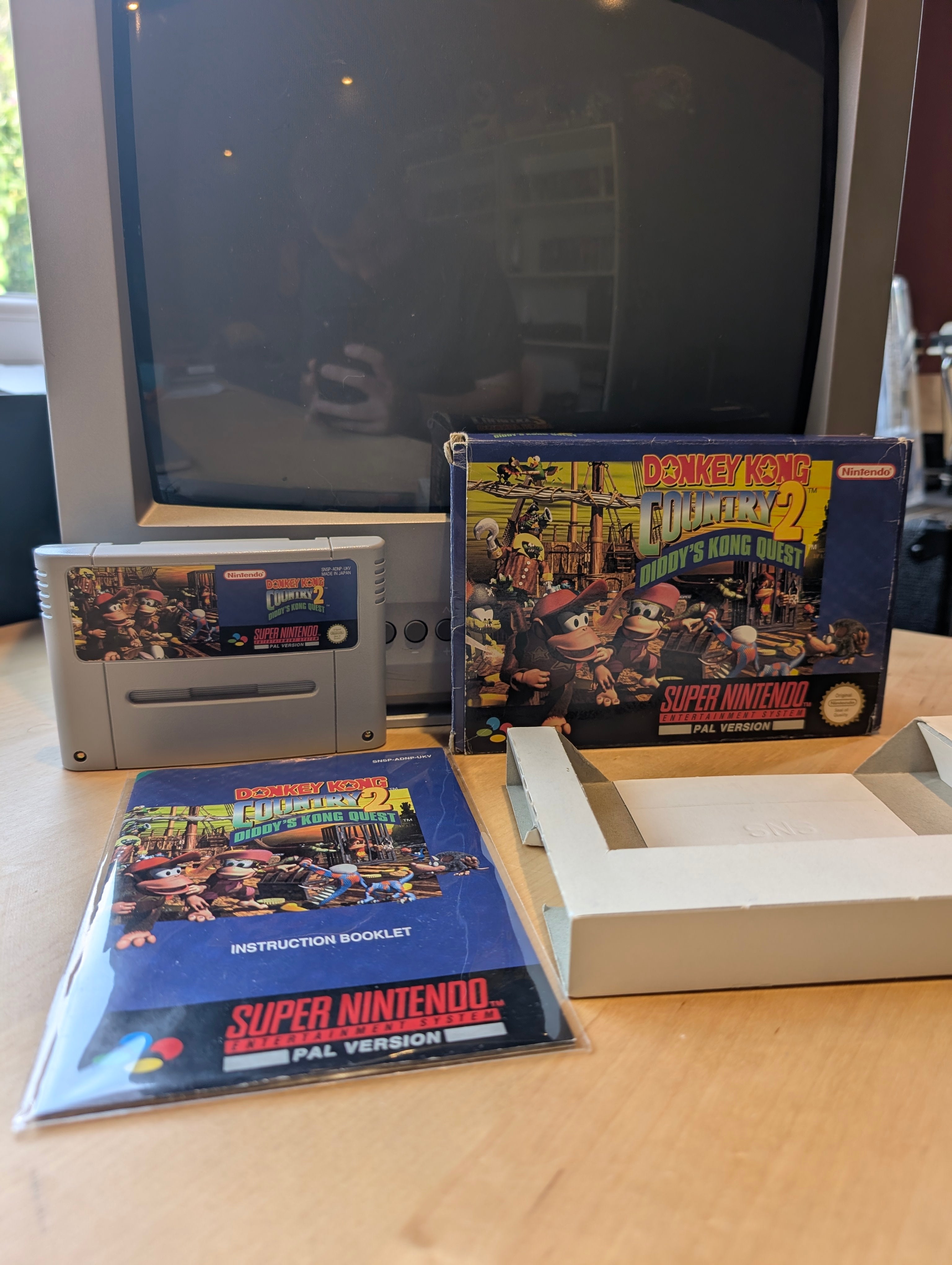 Donkey Kong Country 2 - Diddy's Kong Quest - Super Nintendo - CIB - VGC