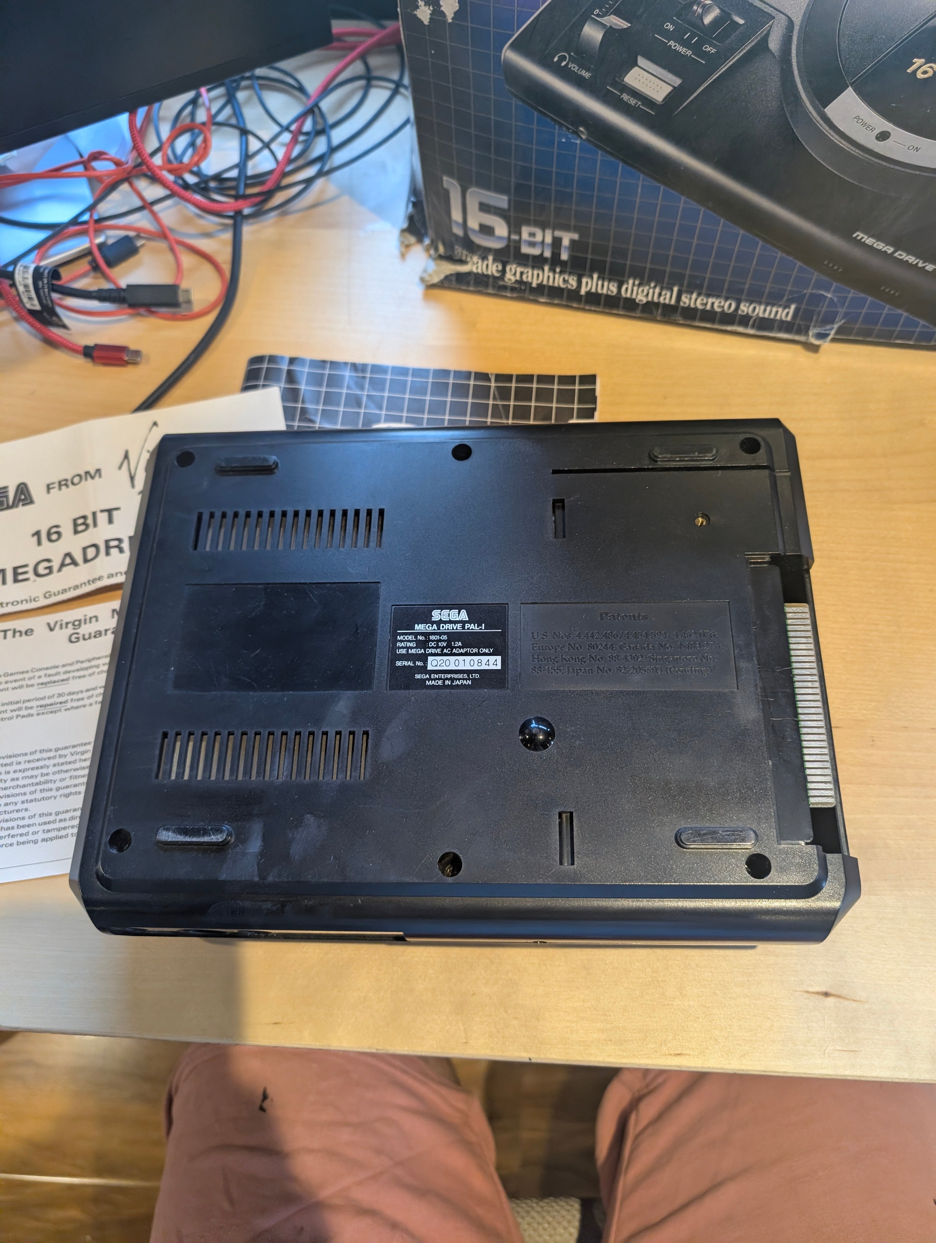 Sega Mega Drive - Boxed - Acceptable